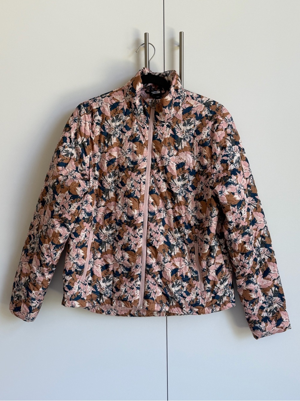 The North Face Tamburello Floral Insulated Jacket Women’s M Lightweight Quilted